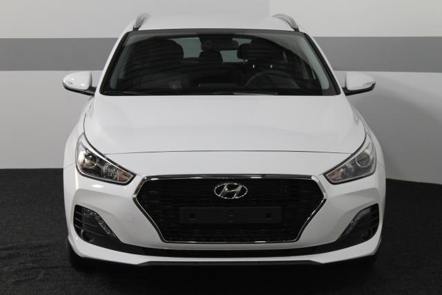 Hyundai i30 Kombi TREND RADIO KLIMA TEMPOMAT NSW AEB DAA FCWS LKAS 