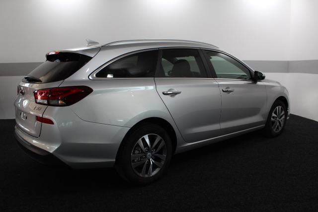 Hyundai i30 Kombi Premium FULL LED KLIMAAUTOMATIK SHZ SMART-KEY 