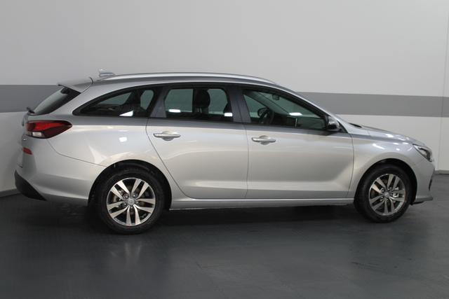 Hyundai i30 Kombi STYLE KLIMAAUTOMATIK PDC TEMPOMAT ALU NSW BLUETOOTH 