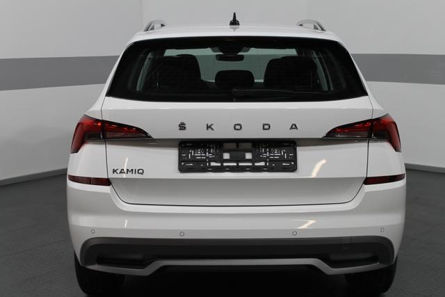 Skoda Kamiq AMBITION PLUS SHZ DAB SmartLink PDC ALU KLIMAAUTOMATIK TEMPOMAT 