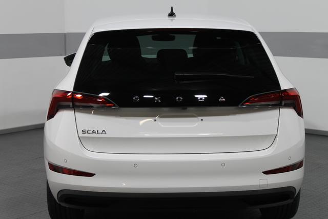 Skoda Scala STYLE DSG KESSY SHZ RFK PDC v+h FULL LED 