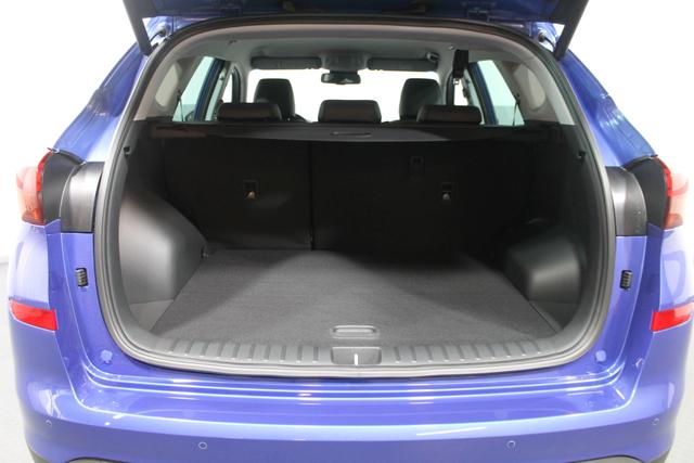 Hyundai TUCSON PREMIUM DCT NAVI SHZ v+h LEDER FULL LED SMART-KEY ACC 19ALU DAB 