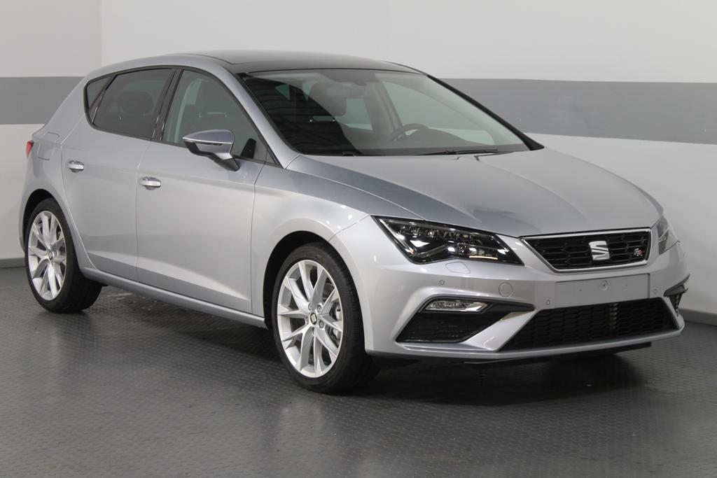 Seat Leon Fr Panorama Navi Pdc V H Led Shz Virtualcockpit