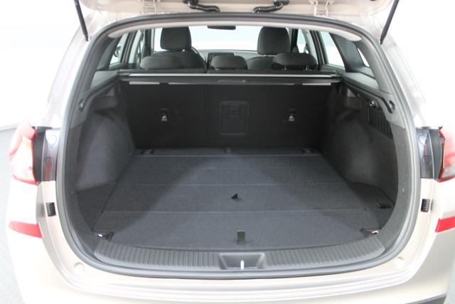 Hyundai i30 Kombi STYLE KLIMAAUTOMATIK PDC TEMPOMAT ALU NSW BLUETOOTH 