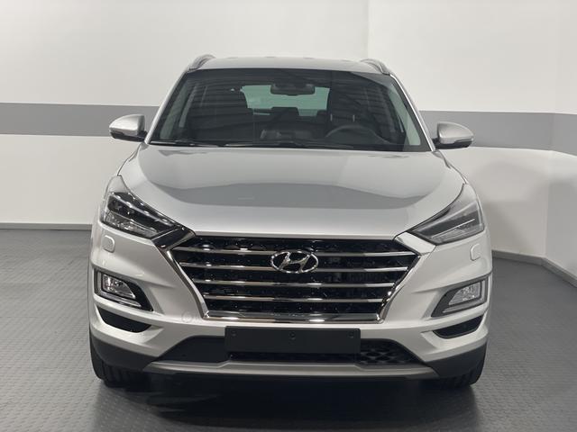 Hyundai TUCSON IMPRESSION DCT ACC NAVI LED SHZ 360KAMERA BSD SMART KEY 