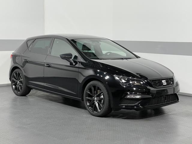 Seat Leon - FR DSG ACC BLACK PACK PANORAMA NAVI LED VirtualCockpit SHZ ALCANTARA PDC v+h