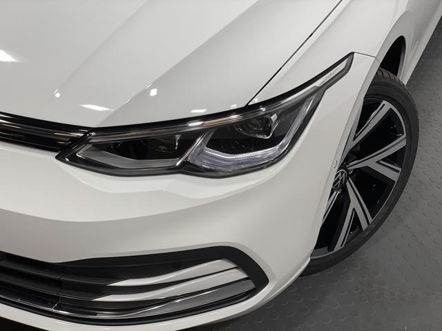 Volkswagen Golf STYLE PLUS IQ.LED KEYLESS 18ALU NAVI PARK ASSIST RFK ACC 