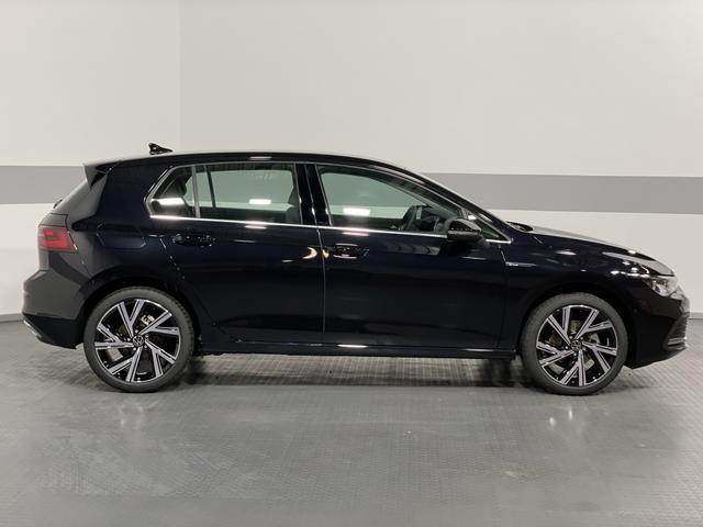Volkswagen Golf STYLE PLUS IQ.LED KEYLESS 18ALU NAVI PARK ASSIST RFK ACC 