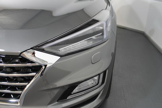 Hyundai TUCSON IMPRESSION 4WD DCT ACC LEDER KREL PANORAMA NAVI LED SHZ 360KAMERA BSD SMART KEY 