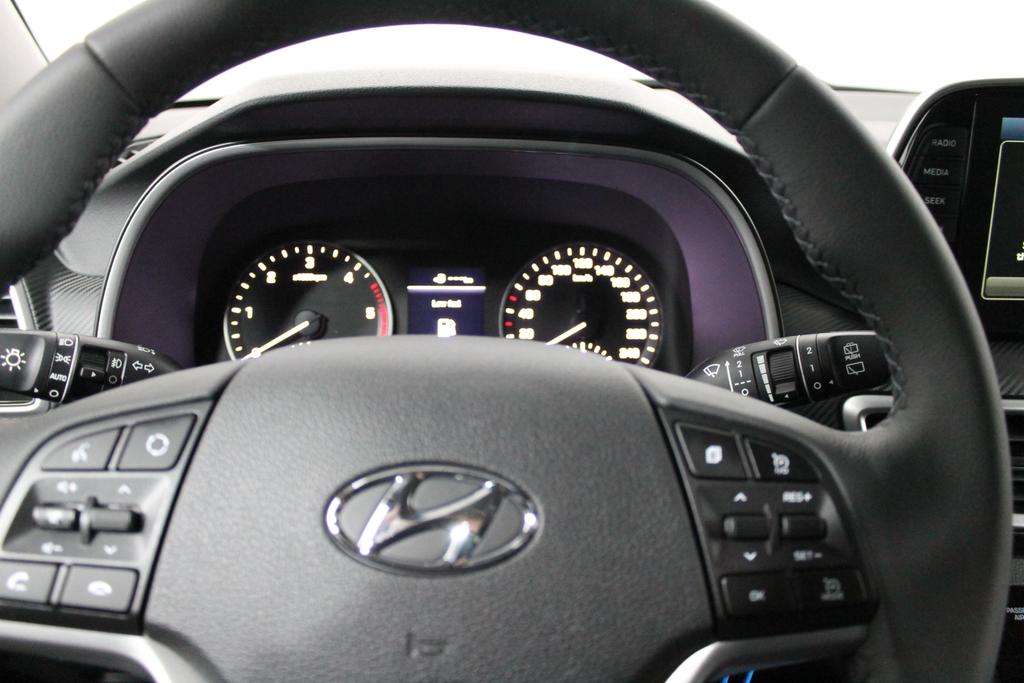 Hyundai Tucson STYLE NAVI LED SHZ 18ALU KLIMAAUTOMATIK PDC