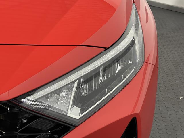 Hyundai i20 STYLE PLUS LED Regensensor KLIMAAUTOMATIK PDC ALU 