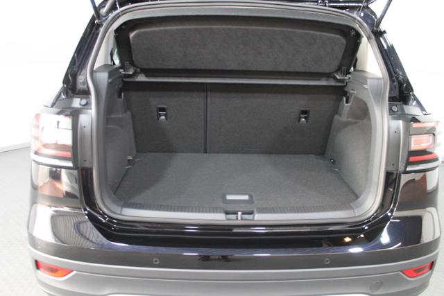 Volkswagen T-Cross LIFE SHZ RFK ActiveInfoDisplay NSW App-Connect KLIMAAUTOMATIK ParkPilot BSD 