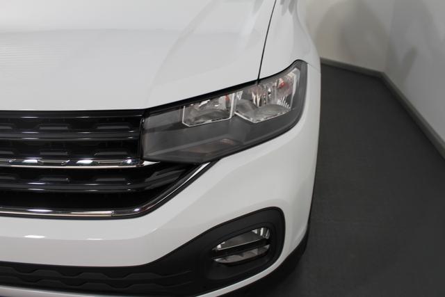 Volkswagen T-Cross LIFE SHZ RFK ActiveInfoDisplay NSW App-Connect KLIMAAUTOMATIK ParkPilot BSD 