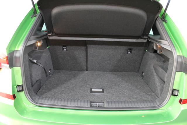 Skoda Kamiq STYLE PLUS DSG DYNAMIC NAVI VirtualCockpit SHZ ACC PDC v+h KESSY SmartLink 