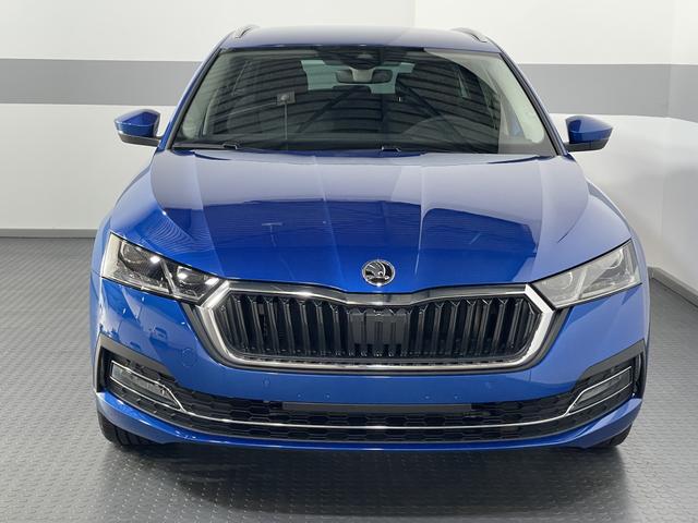 Skoda Octavia Combi - STYLE DSG e-Tec ACC NAVI SHZ LED PDC v+h VirtualCockpit RFK