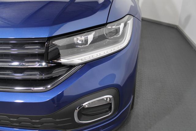 Volkswagen T-Cross STYLE DSG NAVI R-Line SHZ RFK ACC PDC ActiveInfoDisplay 