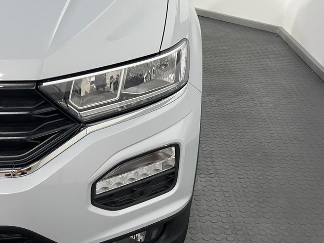 Volkswagen T-Roc BUSINESS DSG NAVI RFK SHZ ParkPilot ACC KEYLESS 