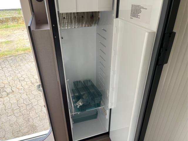 Bürstner / TD 680 G / Weiß / / / 
