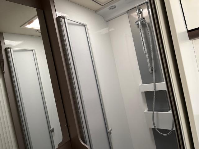 Bürstner / TD 680 G / Weiß / / / 