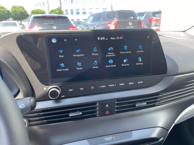 Hyundai / i20 / Weiß / / / 