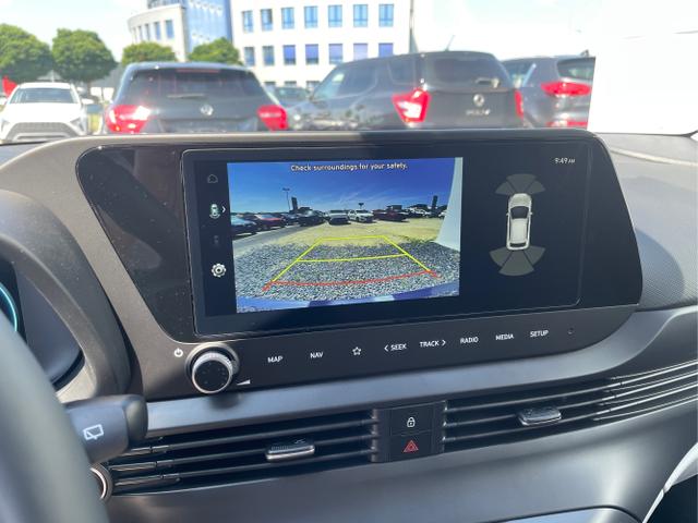 Hyundai / i20 / Weiß / / / 