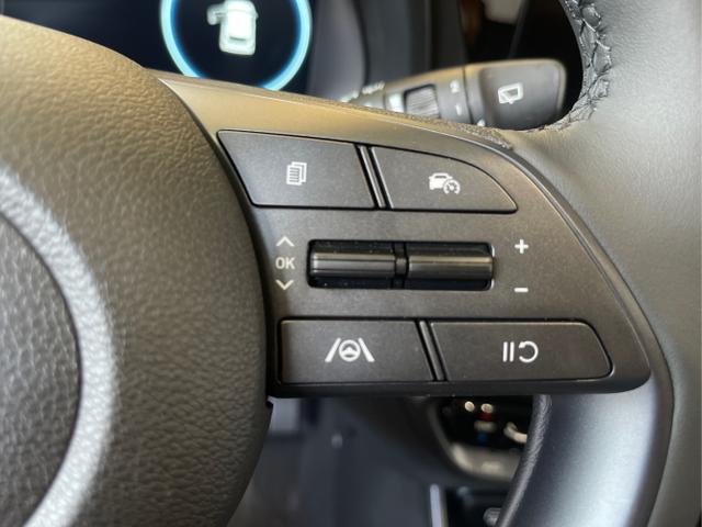 Hyundai / i20 / Schwarz / / / 