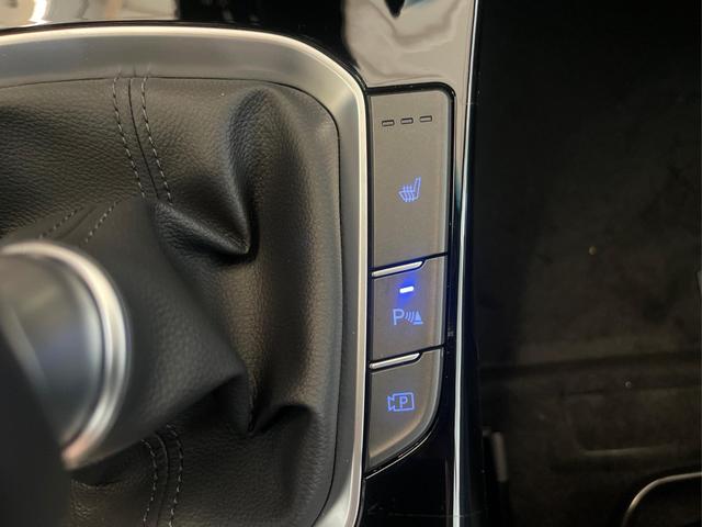 Hyundai i30 Kombi PREMIUM NAVI SHZ RFK PDC v+h KLIMAAUTOMATIK 