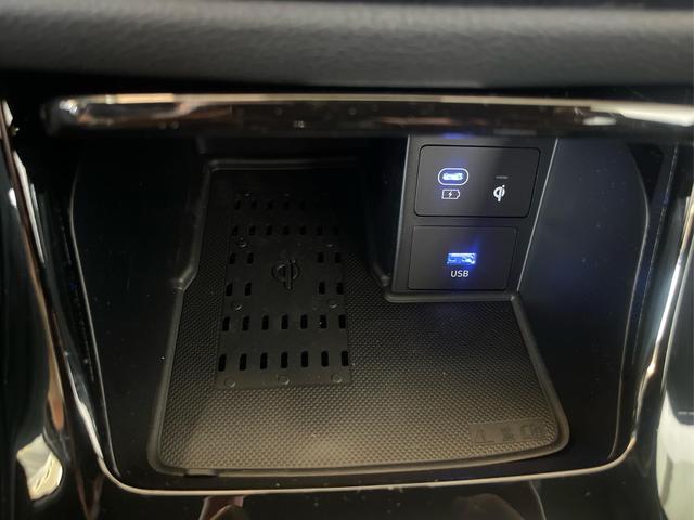Hyundai i30 Kombi PREMIUM NAVI SHZ RFK PDC v+h KLIMAAUTOMATIK 
