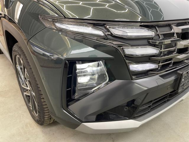 Hyundai / TUCSON FACELIFT / Grün / / / 