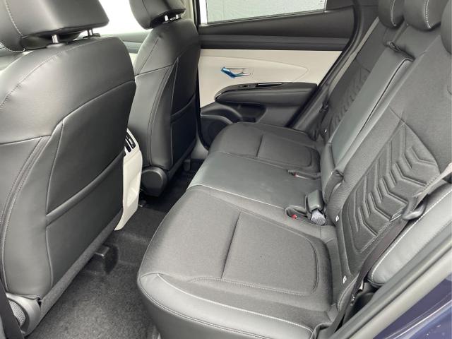 Hyundai / TUCSON FACELIFT / Weiß / / / 