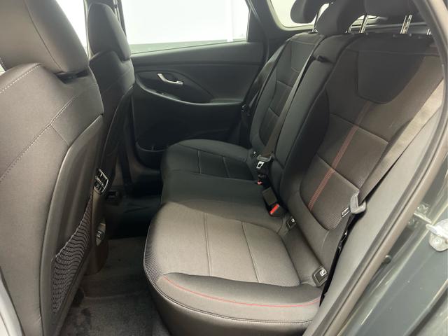 Hyundai / i30 / Grün / / / 