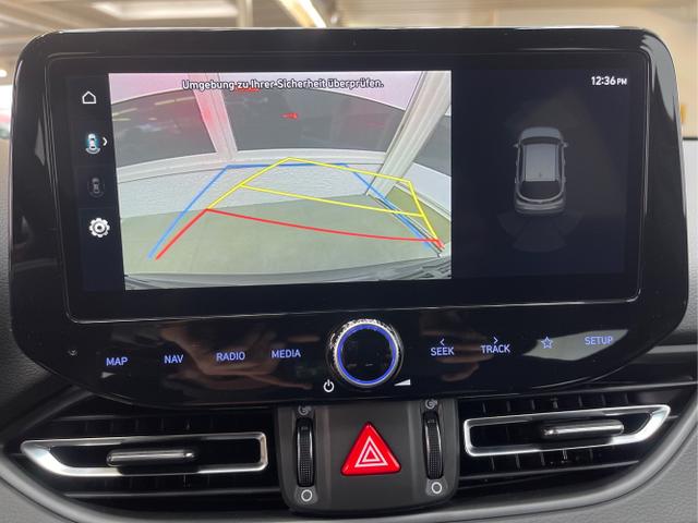 Hyundai / i30 / Grau / / / 