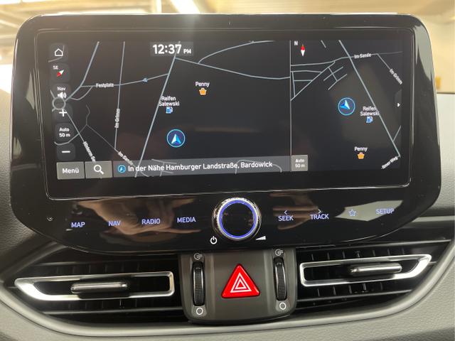 Hyundai / i30 / Grau / / / 