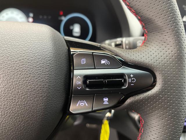 Hyundai / i30 / Grau / / / 