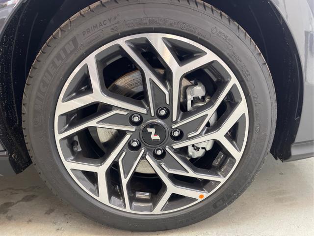 Hyundai / i30 / Grau / / / 