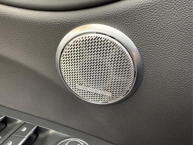 Alfa Romeo / Giulia / Schwarz / / / AUT NAVI SHZ RFK ACC Harman/Kardon