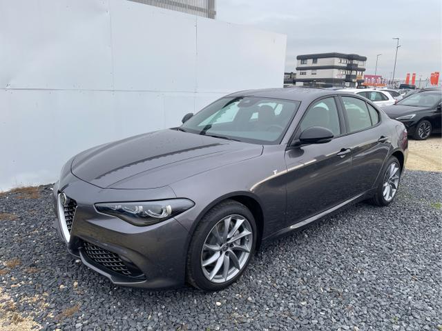 Alfa Romeo Giulia - Ti AWD AUT NAVI ACC BSD