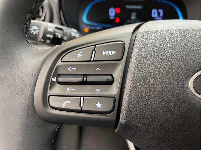 Hyundai / i10 / Weiß / / / 
