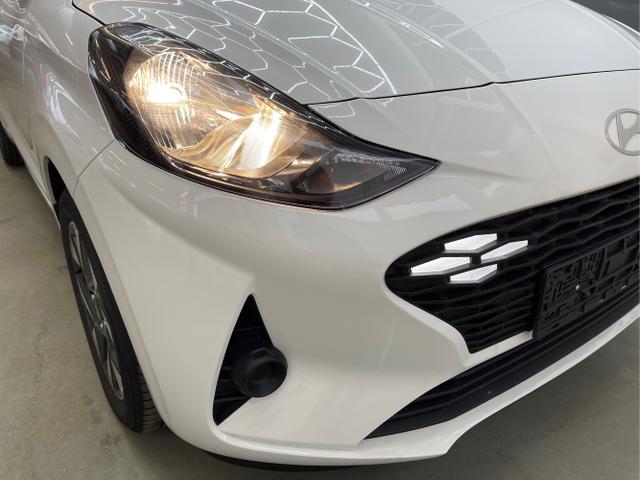 Hyundai / i10 / Weiß / / / 