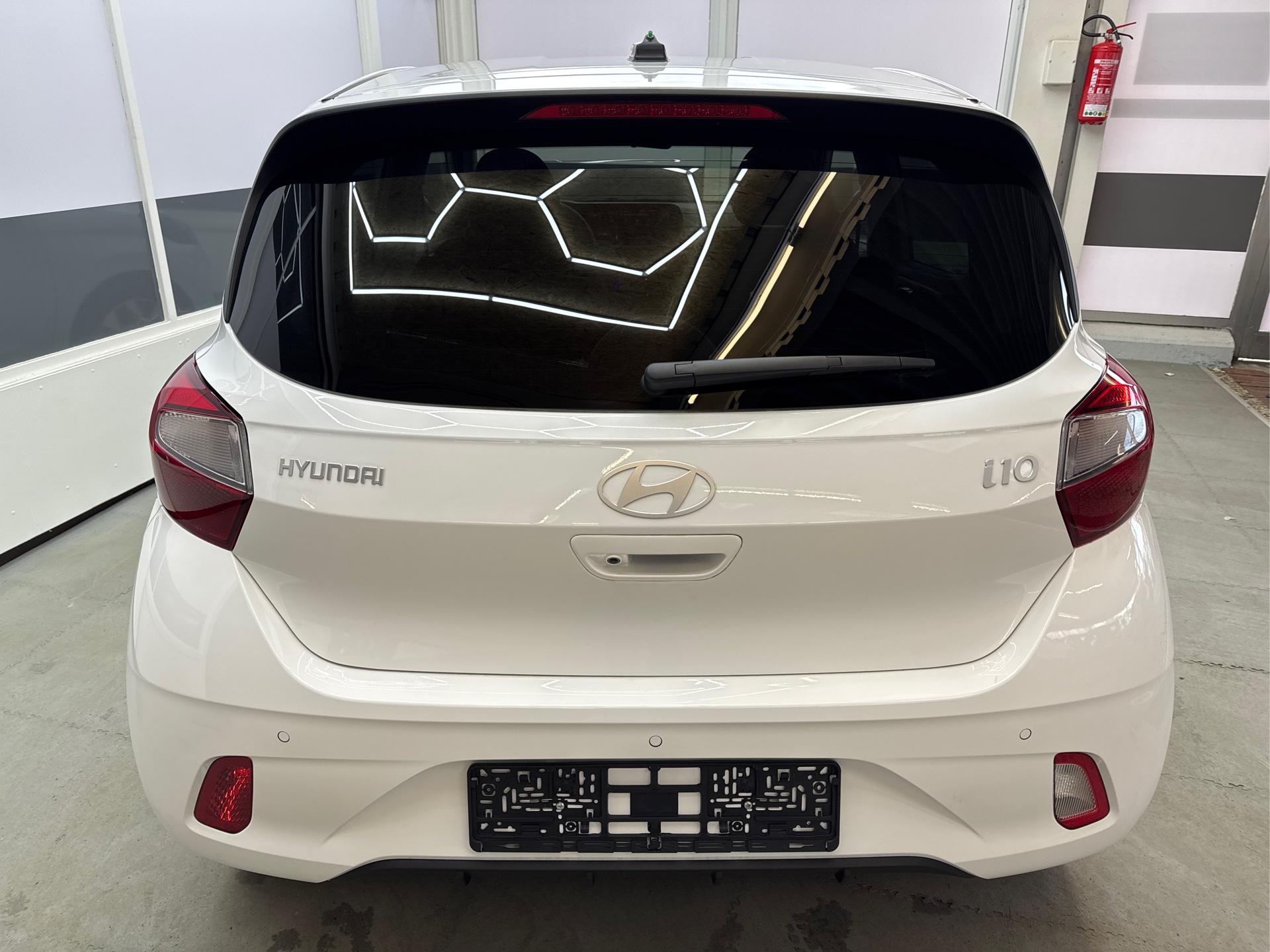 Hyundai / i10 / Weiß /  /  / 