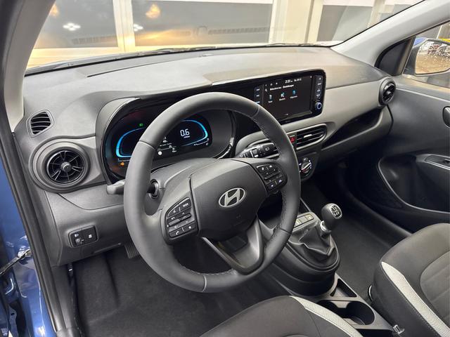 Hyundai i10 COMFORT PLUS NAVI SHZ PDC RFK ALU 