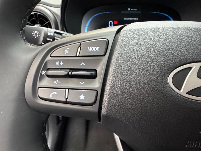 Hyundai i10 COMFORT PLUS NAVI SHZ PDC RFK ALU 