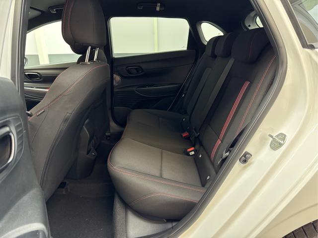 Hyundai / i20 / Weiß / / / N-LINE NAVI KLIMAAUTOMATIK SHZ RFK PDC