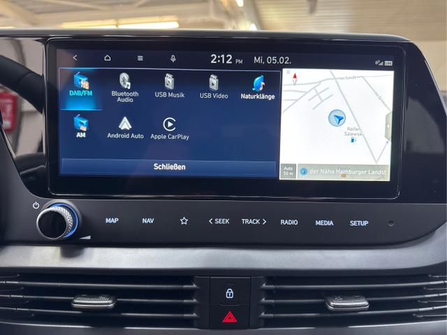Hyundai / i20 / Rot / / / DCT ACC SHZ NAVI RFK 