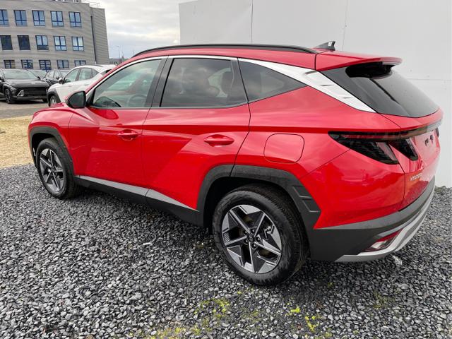 Hyundai / TUCSON FACELIFT / Weiß / / / 