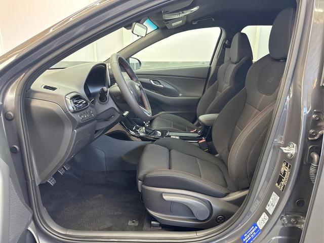 Hyundai i30 Kombi PREMIUM N-LINE SHZ NAVI PDC RFK 