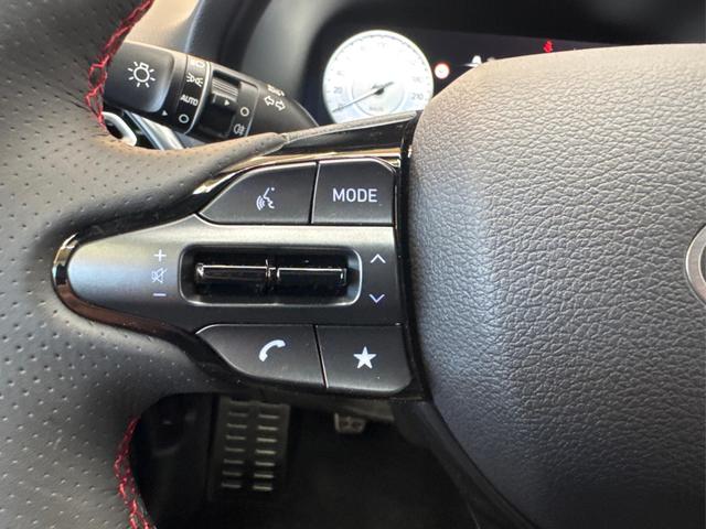 Hyundai i30 Kombi PREMIUM N-LINE SHZ NAVI PDC RFK 