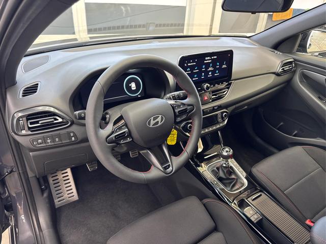 Hyundai i30 Kombi PREMIUM N-LINE SHZ NAVI PDC RFK 