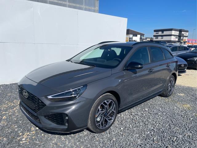 Hyundai / i30 / Weiß / / / 