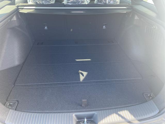 Hyundai / i30 / Weiß / / / 